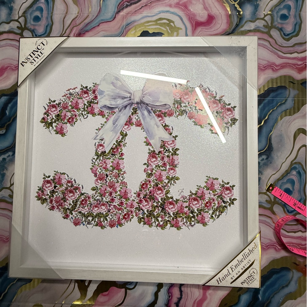 Floral Wall Art with Pink and White Accents